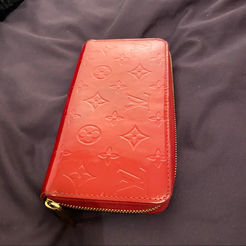 Pomme d' amour  Zippy Wallet